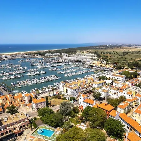 Apartament Renovated Penthouse Near Marina & Vilamoura